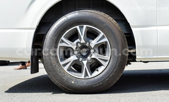 Sayi Imported Toyota Hiace White Mota in Import - Dubai a Adamawa Sayi Imported Toyota Hiace White Mota in Import - Dubai a Adamawa