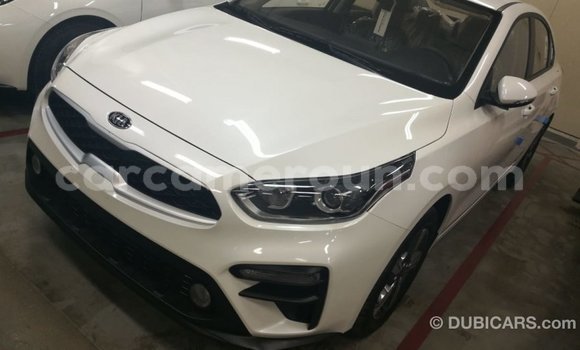 Acheter Import Voiture Kia Cerato Blanc à Import - Dubai, Adamawa Acheter Import Voiture Kia Cerato Blanc à Import - Dubai, Adamawa