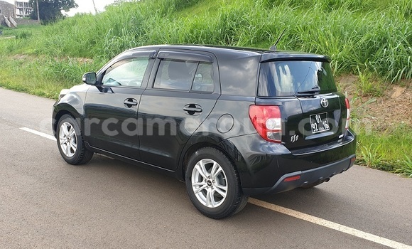 Sayi Imported Toyota IST Black Mota in Yaounde a Babban Kamaru Sayi Imported Toyota IST Black Mota in Yaounde a Babban Kamaru