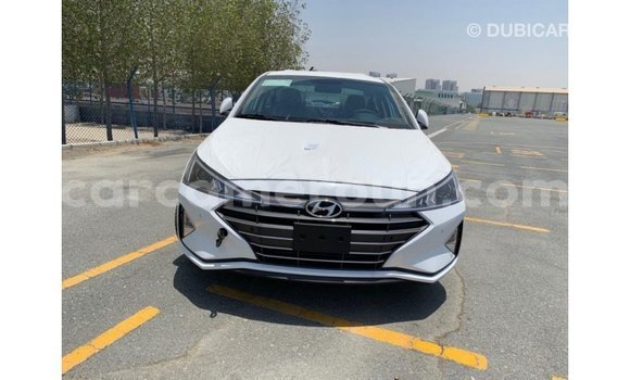 Sayi Imported Hyundai Elantra White Mota in Import - Dubai a Adamawa Sayi Imported Hyundai Elantra White Mota in Import - Dubai a Adamawa