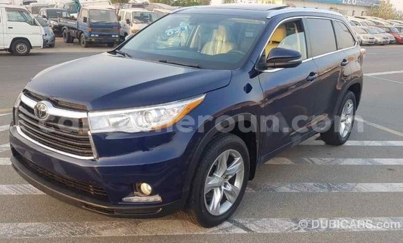Acheter Import Voiture Toyota Highlander Bleu à Import - Dubai, Adamawa Acheter Import Voiture Toyota Highlander Bleu à Import - Dubai, Adamawa
