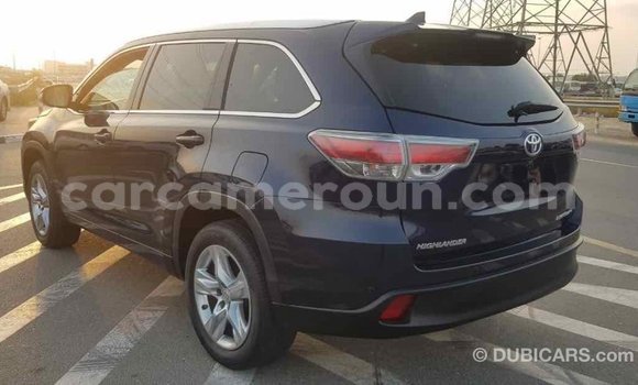 Acheter Import Voiture Toyota Highlander Bleu à Import - Dubai, Adamawa Acheter Import Voiture Toyota Highlander Bleu à Import - Dubai, Adamawa