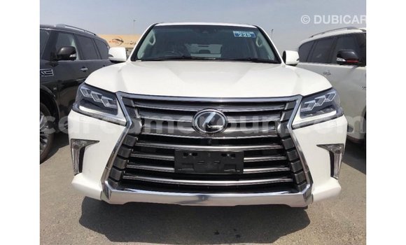 Sayi Imported Lexus LX White Mota in Import - Dubai a Adamawa Sayi Imported Lexus LX White Mota in Import - Dubai a Adamawa
