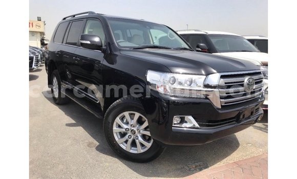 Acheter Import Voiture Toyota Land Cruiser Noir à Import - Dubai, Adamawa Acheter Import Voiture Toyota Land Cruiser Noir à Import - Dubai, Adamawa