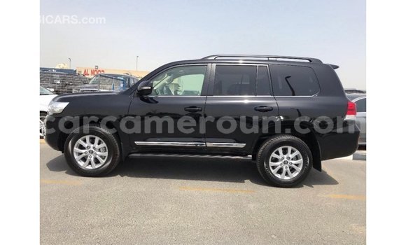 Acheter Import Voiture Toyota Land Cruiser Noir à Import - Dubai, Adamawa Acheter Import Voiture Toyota Land Cruiser Noir à Import - Dubai, Adamawa
