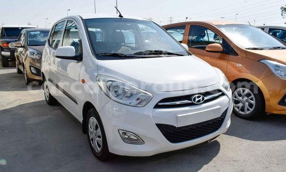 Acheter Import Voiture Hyundai i10 Blanc à Import - Dubai, Adamawa Acheter Import Voiture Hyundai i10 Blanc à Import - Dubai, Adamawa