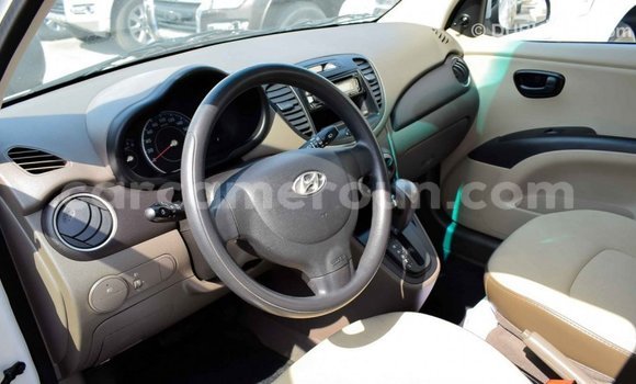 Acheter Import Voiture Hyundai i10 Blanc à Import - Dubai, Adamawa Acheter Import Voiture Hyundai i10 Blanc à Import - Dubai, Adamawa