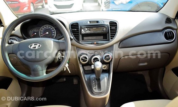 Acheter Import Voiture Hyundai i10 Beige à Import - Dubai, Adamawa Acheter Import Voiture Hyundai i10 Beige à Import - Dubai, Adamawa