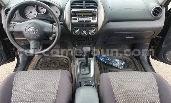 Acheter Import Voiture Toyota RAV4 Noir à Yaoundé, Central Cameroon Acheter Import Voiture Toyota RAV4 Noir à Yaoundé, Central Cameroon