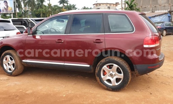 Acheter Occasion Voiture Volkswagen Touareg Rouge à Yaoundé, Central Cameroon Acheter Occasion Voiture Volkswagen Touareg Rouge à Yaoundé, Central Cameroon