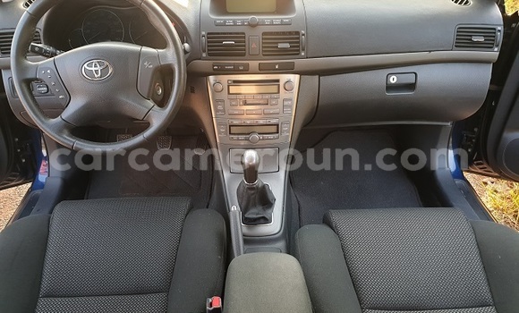 Acheter Import Voiture Toyota Avensis Bleu à Yaoundé, Central Cameroon Acheter Import Voiture Toyota Avensis Bleu à Yaoundé, Central Cameroon