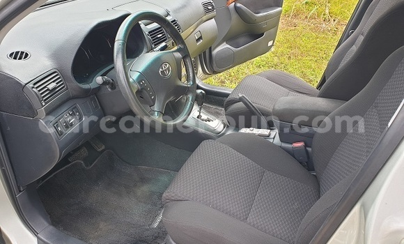Acheter Import Voiture Toyota Avensis Gris à Yaoundé, Central Cameroon Acheter Import Voiture Toyota Avensis Gris à Yaoundé, Central Cameroon