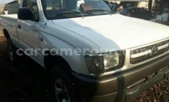 Acheter Occasion Voiture Toyota Hilux Blanc à Douala, Littoral Cameroon Acheter Occasion Voiture Toyota Hilux Blanc à Douala, Littoral Cameroon