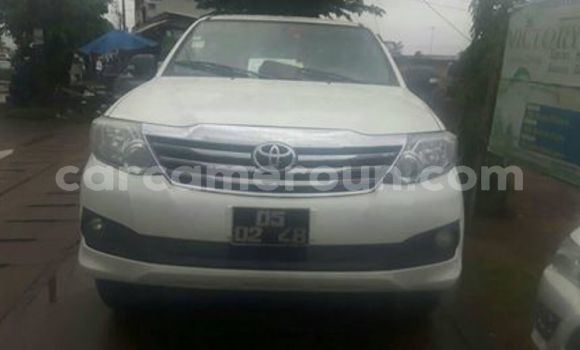 Acheter Occasion Voiture Toyota Fortuner Blanc à Douala, Littoral Cameroon Acheter Occasion Voiture Toyota Fortuner Blanc à Douala, Littoral Cameroon