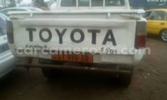 Acheter Occasion Voiture Toyota Hilux Blanc à Douala, Littoral Cameroon Acheter Occasion Voiture Toyota Hilux Blanc à Douala, Littoral Cameroon