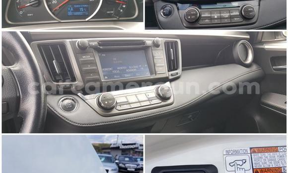 Sayi Na hannu Toyota RAV4 Sauran Mota in Yaounde a Babban Kamaru Sayi Na hannu Toyota RAV4 Sauran Mota in Yaounde a Babban Kamaru