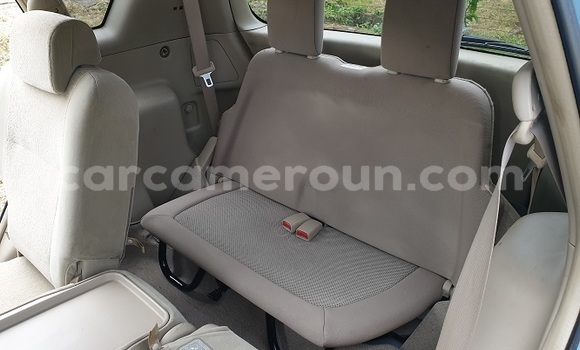 Acheter Import Voiture Toyota Spacio Bleu à Yaoundé, Central Cameroon Acheter Import Voiture Toyota Spacio Bleu à Yaoundé, Central Cameroon