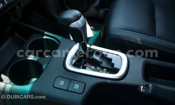 Acheter Import Voiture Toyota Hilux Noir à Import - Dubai, Adamawa Acheter Import Voiture Toyota Hilux Noir à Import - Dubai, Adamawa