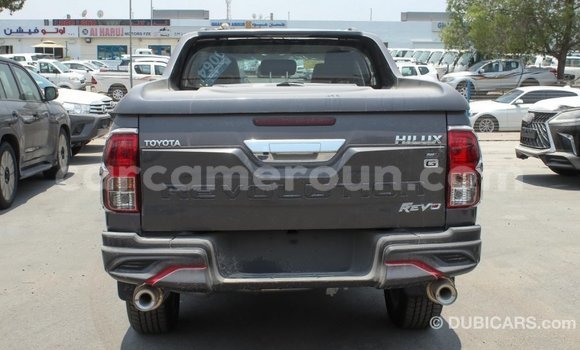 Acheter Import Voiture Toyota Hilux Noir à Import - Dubai, Adamawa Acheter Import Voiture Toyota Hilux Noir à Import - Dubai, Adamawa