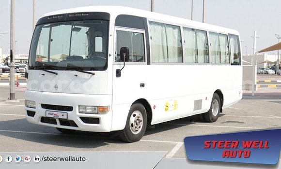 Acheter Import Voiture Nissan 350Z Blanc à Import - Dubai, Adamawa Acheter Import Voiture Nissan 350Z Blanc à Import - Dubai, Adamawa