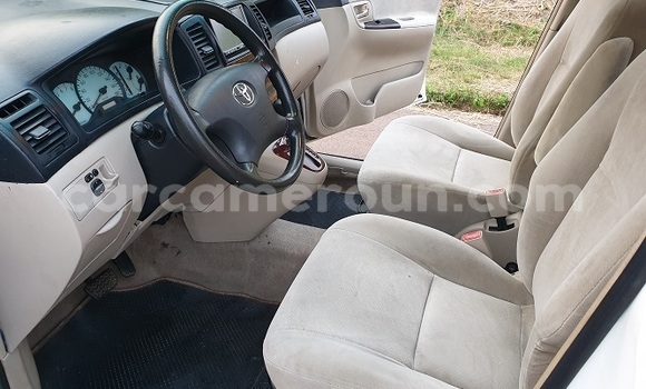 Sayi Imported Toyota Spacio White Mota in Yaounde a Babban Kamaru Sayi Imported Toyota Spacio White Mota in Yaounde a Babban Kamaru