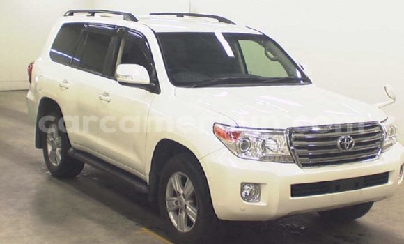 Sayi Imported Toyota Land Cruiser White Mota in Import - Dubai a Adamawa Sayi Imported Toyota Land Cruiser White Mota in Import - Dubai a Adamawa