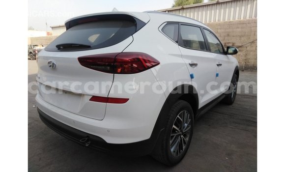 Sayi Imported Hyundai Tucson White Mota in Import - Dubai a Adamawa Sayi Imported Hyundai Tucson White Mota in Import - Dubai a Adamawa