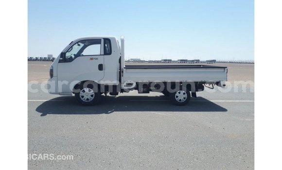 Sayi Imported Kia Rio White Mota in Import - Dubai a Adamawa Sayi Imported Kia Rio White Mota in Import - Dubai a Adamawa