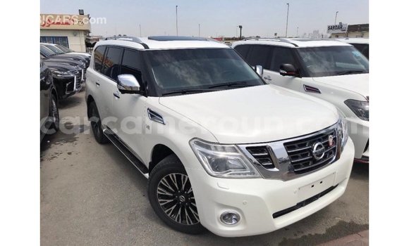 Acheter Import Voiture Nissan Patrol Blanc à Import - Dubai, Adamawa Acheter Import Voiture Nissan Patrol Blanc à Import - Dubai, Adamawa