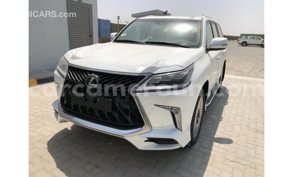 Sayi Imported Lexus LX White Mota in Import - Dubai a Adamawa Sayi Imported Lexus LX White Mota in Import - Dubai a Adamawa