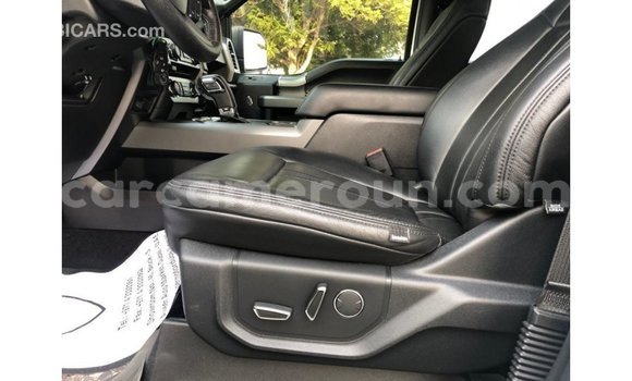 Acheter Import Voiture Ford Club Wagon Blanc à Import - Dubai, Adamawa Acheter Import Voiture Ford Club Wagon Blanc à Import - Dubai, Adamawa