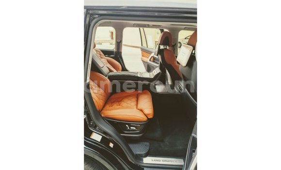 Acheter Import Voiture Toyota Land Cruiser Noir à Import - Dubai, Adamawa Acheter Import Voiture Toyota Land Cruiser Noir à Import - Dubai, Adamawa