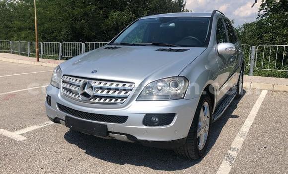Acheter Occasion Voiture Mercedes‒Benz ML–Class Autre à Douala, Littoral Cameroon Acheter Occasion Voiture Mercedes‒Benz ML–Class Autre à Douala, Littoral Cameroon