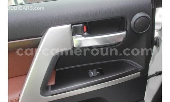 Sayi Imported Toyota Land Cruiser White Mota in Import - Dubai a Adamawa Sayi Imported Toyota Land Cruiser White Mota in Import - Dubai a Adamawa