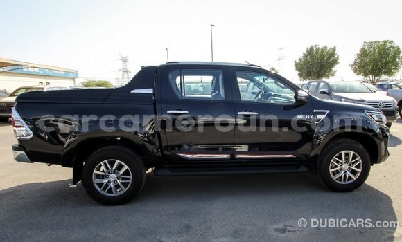 Acheter Import Voiture Toyota Hilux Noir à Import - Dubai, Adamawa Acheter Import Voiture Toyota Hilux Noir à Import - Dubai, Adamawa