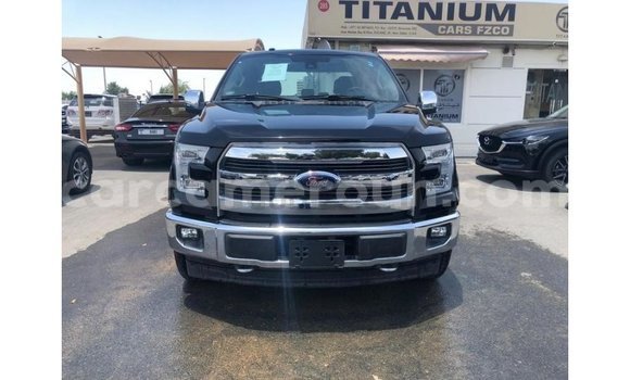 Acheter Import Voiture Ford Club Wagon Noir à Import - Dubai, Adamawa Acheter Import Voiture Ford Club Wagon Noir à Import - Dubai, Adamawa