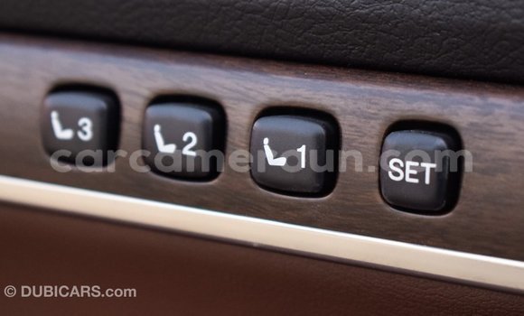 Sayi Imported Toyota Land Cruiser White Mota in Import - Dubai a Adamawa Sayi Imported Toyota Land Cruiser White Mota in Import - Dubai a Adamawa