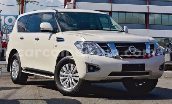 Sayi Imported Nissan Patrol White Mota in Import - Dubai a Adamawa Sayi Imported Nissan Patrol White Mota in Import - Dubai a Adamawa