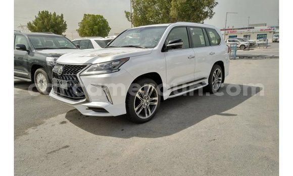 Sayi Imported Lexus LX White Mota in Import - Dubai a Adamawa Sayi Imported Lexus LX White Mota in Import - Dubai a Adamawa