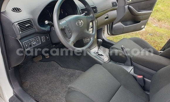 Buy Import Toyota Avensis White Car in Yaounde in Central Cameroon Buy Import Toyota Avensis White Car in Yaounde in Central Cameroon