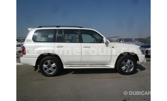 Buy Import Toyota Land Cruiser White Car in Import - Dubai in Adamawa Buy Import Toyota Land Cruiser White Car in Import - Dubai in Adamawa
