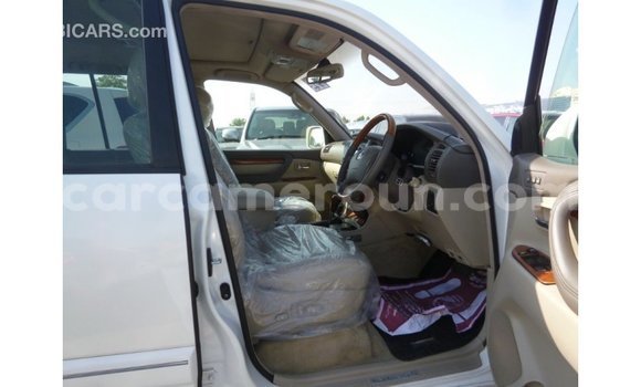 Buy Import Toyota Land Cruiser White Car in Import - Dubai in Adamawa Buy Import Toyota Land Cruiser White Car in Import - Dubai in Adamawa