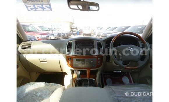 Buy Import Toyota Land Cruiser White Car in Import - Dubai in Adamawa Buy Import Toyota Land Cruiser White Car in Import - Dubai in Adamawa