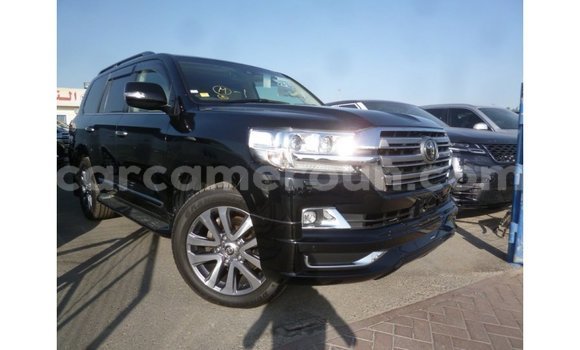 Acheter Import Voiture Toyota Land Cruiser Noir à Import - Dubai, Adamawa Acheter Import Voiture Toyota Land Cruiser Noir à Import - Dubai, Adamawa