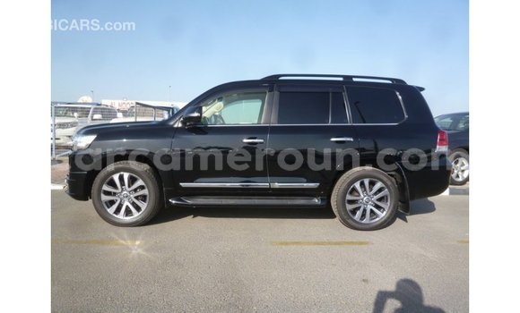 Acheter Import Voiture Toyota Land Cruiser Noir à Import - Dubai, Adamawa Acheter Import Voiture Toyota Land Cruiser Noir à Import - Dubai, Adamawa
