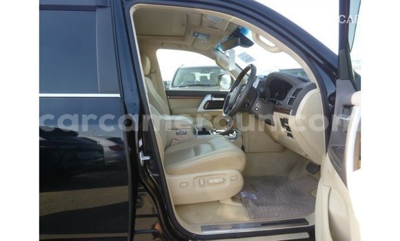 Acheter Import Voiture Toyota Land Cruiser Noir à Import - Dubai, Adamawa Acheter Import Voiture Toyota Land Cruiser Noir à Import - Dubai, Adamawa