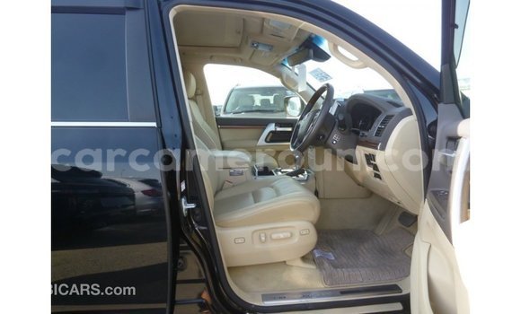 Acheter Import Voiture Toyota Land Cruiser Noir à Import - Dubai, Adamawa Acheter Import Voiture Toyota Land Cruiser Noir à Import - Dubai, Adamawa