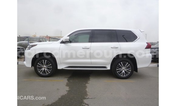 Acheter Import Voiture Lexus LX Blanc à Import - Dubai, Adamawa Acheter Import Voiture Lexus LX Blanc à Import - Dubai, Adamawa