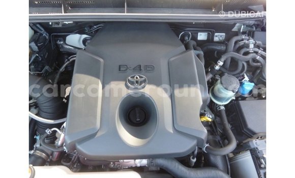 Acheter Import Voiture Toyota Prado Blanc à Import - Dubai, Adamawa Acheter Import Voiture Toyota Prado Blanc à Import - Dubai, Adamawa
