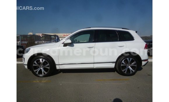 Acheter Import Voiture Volkswagen Touareg Blanc à Import - Dubai, Adamawa Acheter Import Voiture Volkswagen Touareg Blanc à Import - Dubai, Adamawa